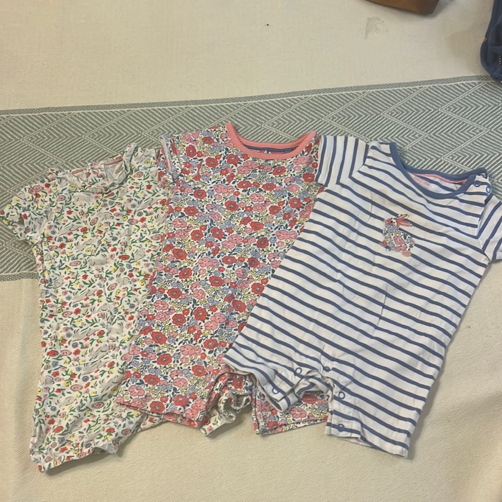 Baby Boden 6-12m rompers